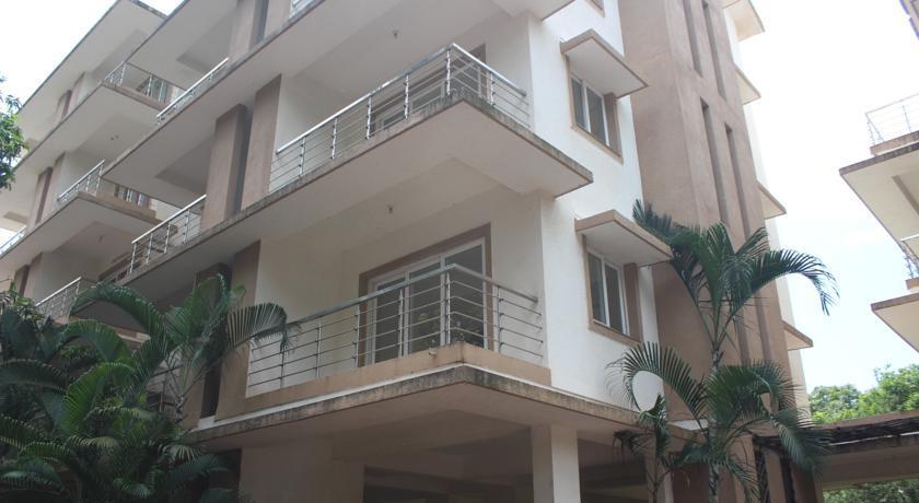Ivy Retreat Hotel Baga Exterior photo